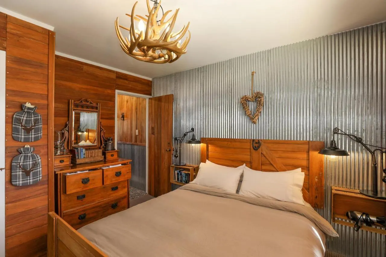 Central Inn - A Unique Heritage Villa And Cosy Timber Cottage In Central Ροτόρυα Νέα Ζηλανδία